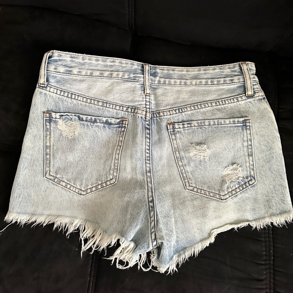 High rise jean shorts - Picture 3 of 3